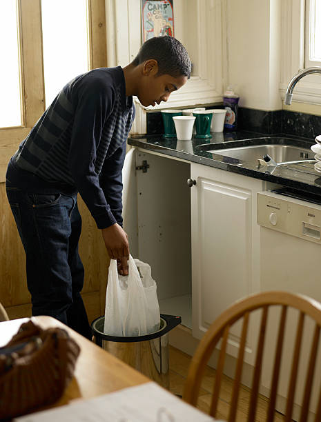 Best Construction Debris Removal  in Canton, IL